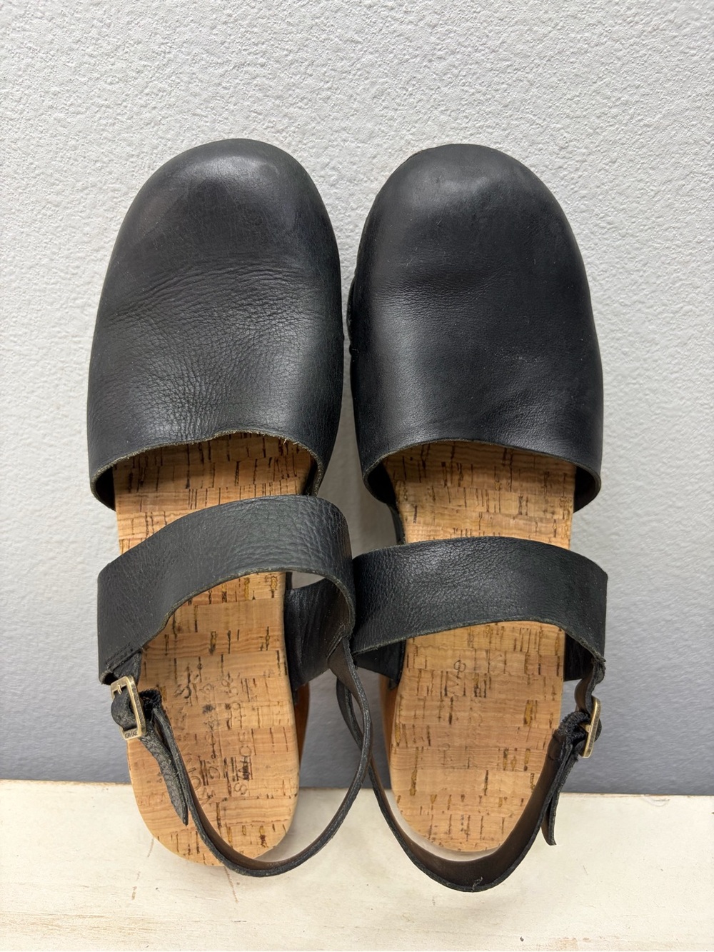 Kork-Ease Black Leather Sayda Clogs Size 8 - Picture 5 of 7